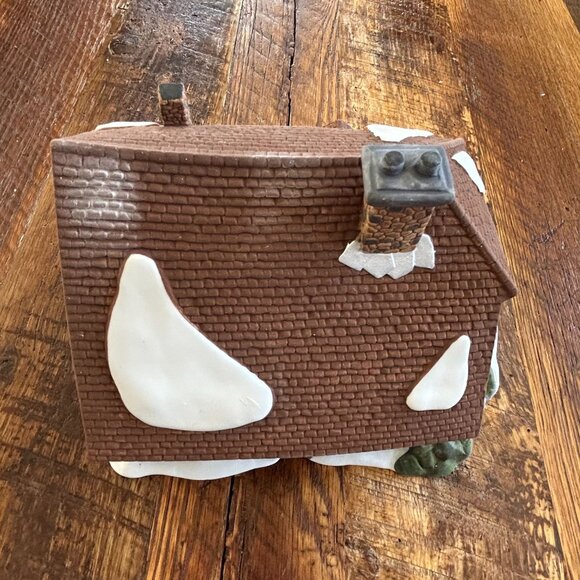 Heritage Village Collection Bluebird Seed & Bulb Handpainted Porcelain House Dep - Picture 10 of 16